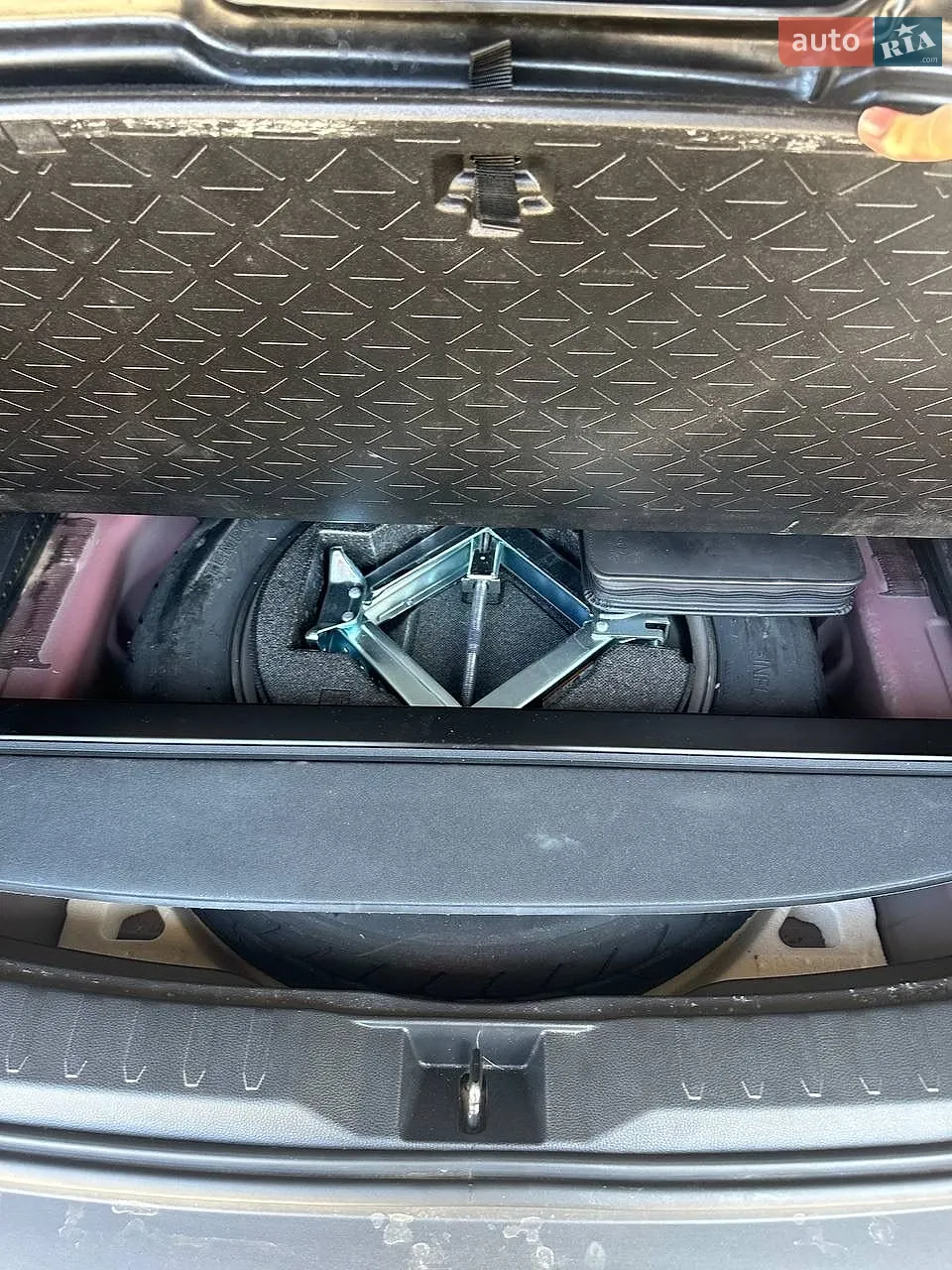 2019 Toyota RAV 4 - мініатюра 21