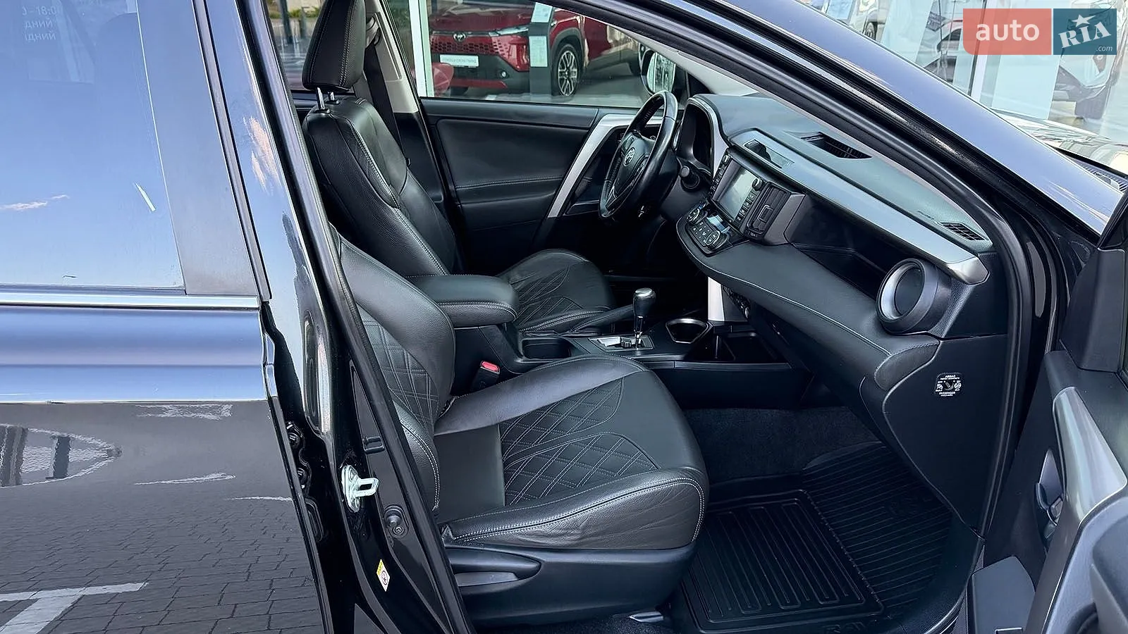2016 Toyota RAV 4 - мініатюра 6