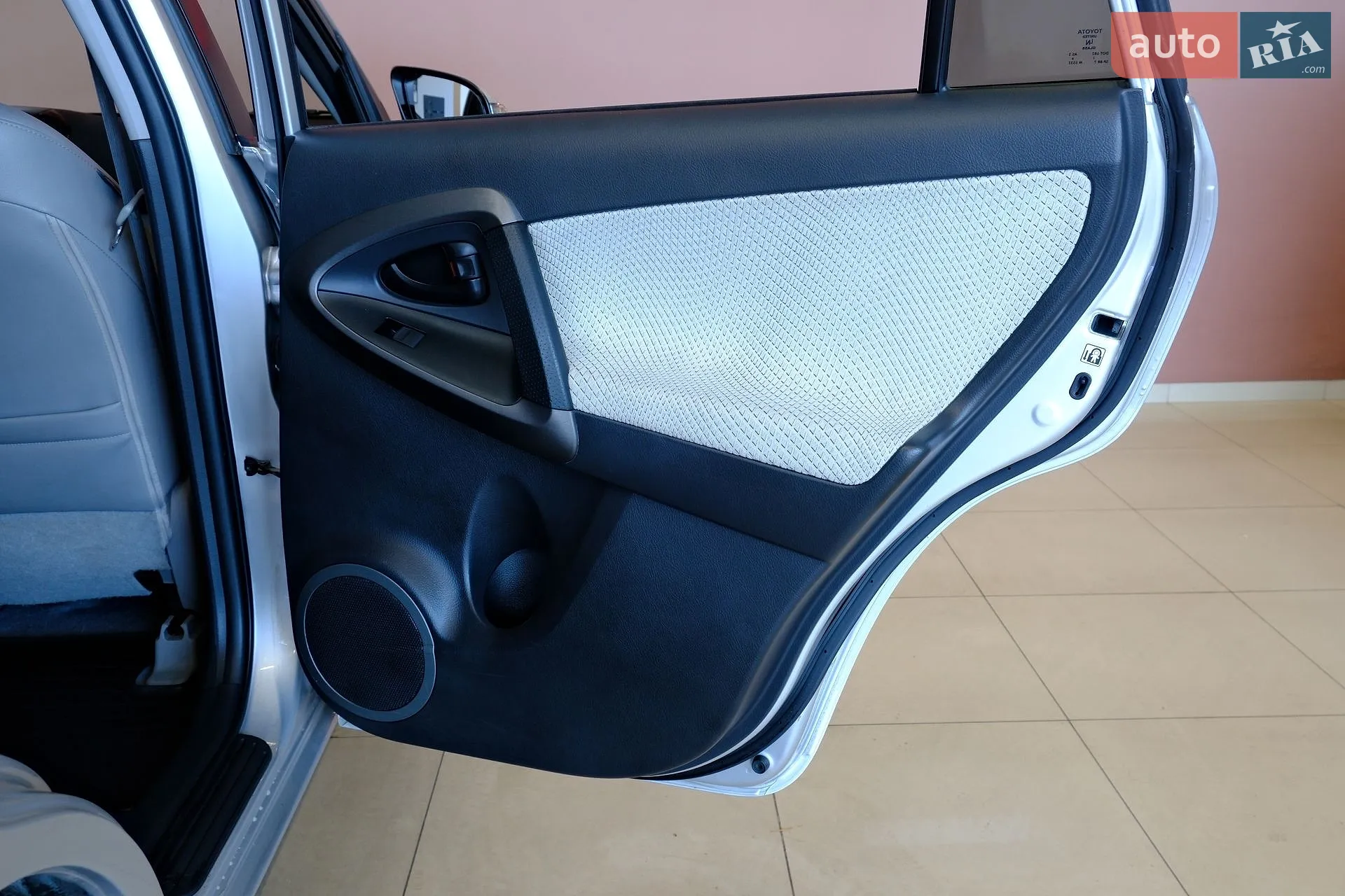 2014 Toyota RAV 4 - мініатюра 33