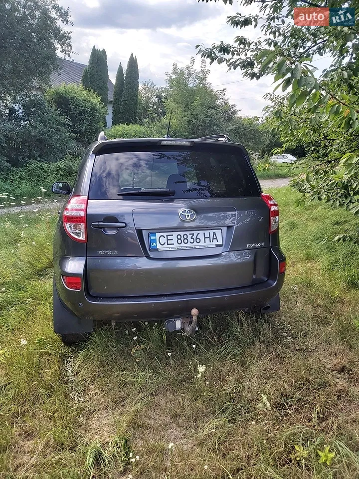 2010 Toyota RAV 4 - мініатюра 14