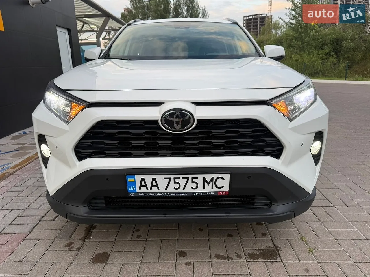 2020 Toyota RAV 4 - мініатюра 24