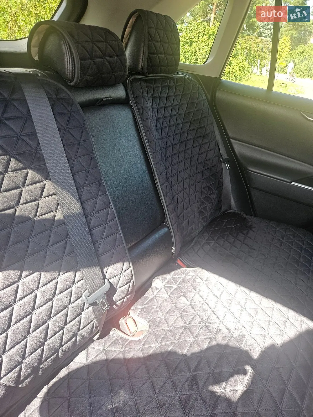 2019 Toyota RAV 4 - мініатюра 11