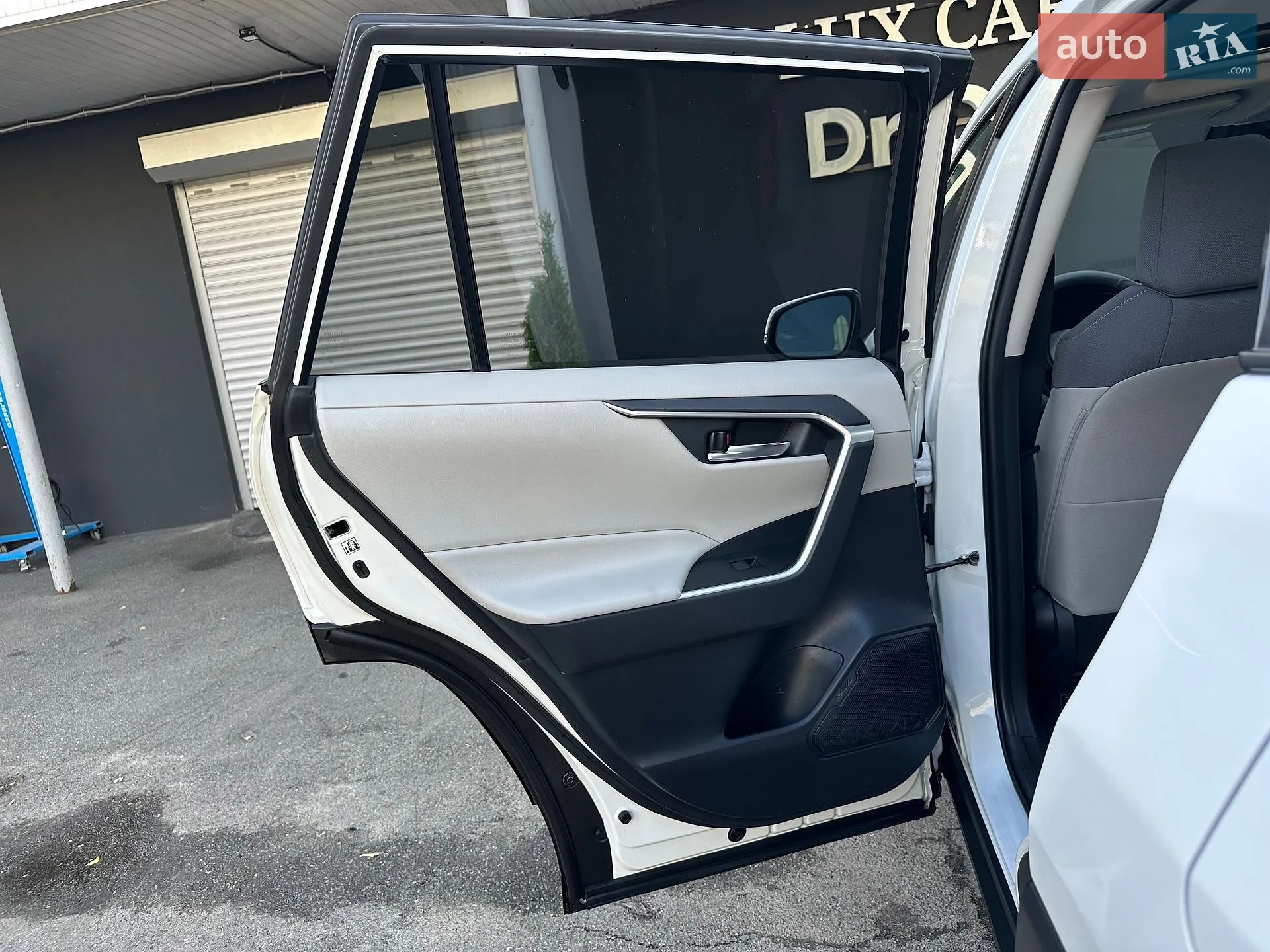 2019 Toyota RAV 4 - мініатюра 40