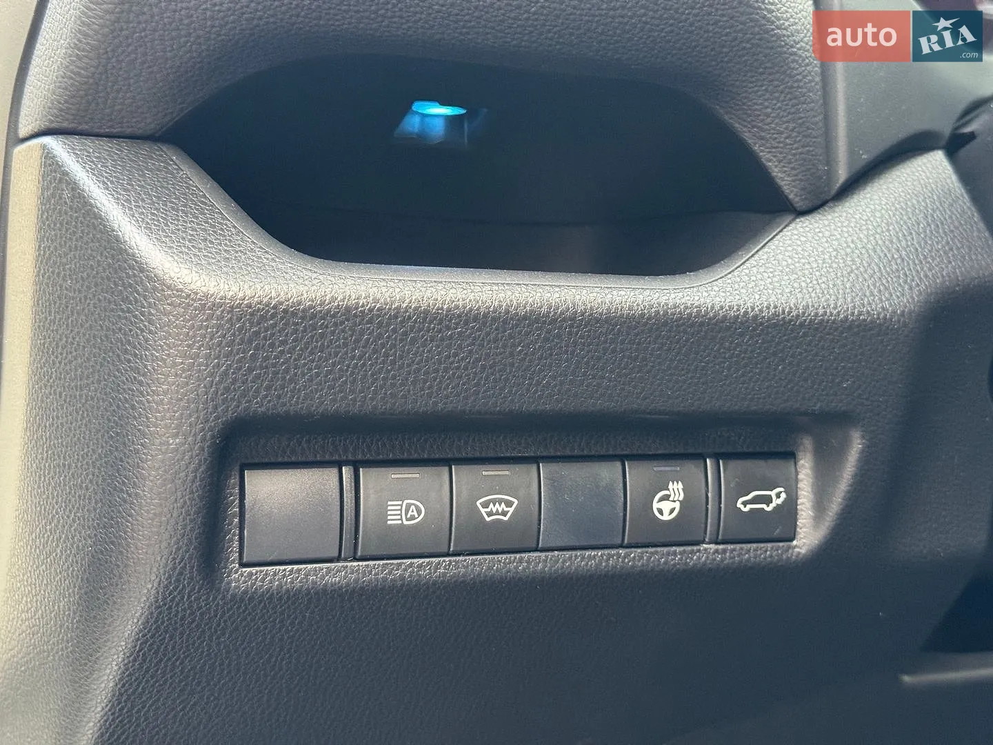 2019 Toyota RAV 4 - мініатюра 16
