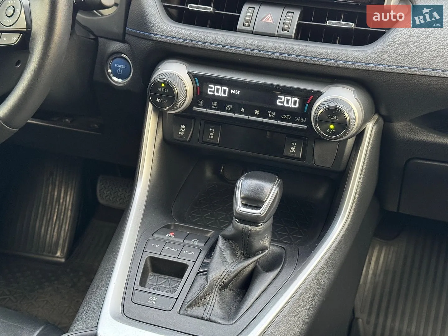 2019 Toyota RAV 4 - мініатюра 19