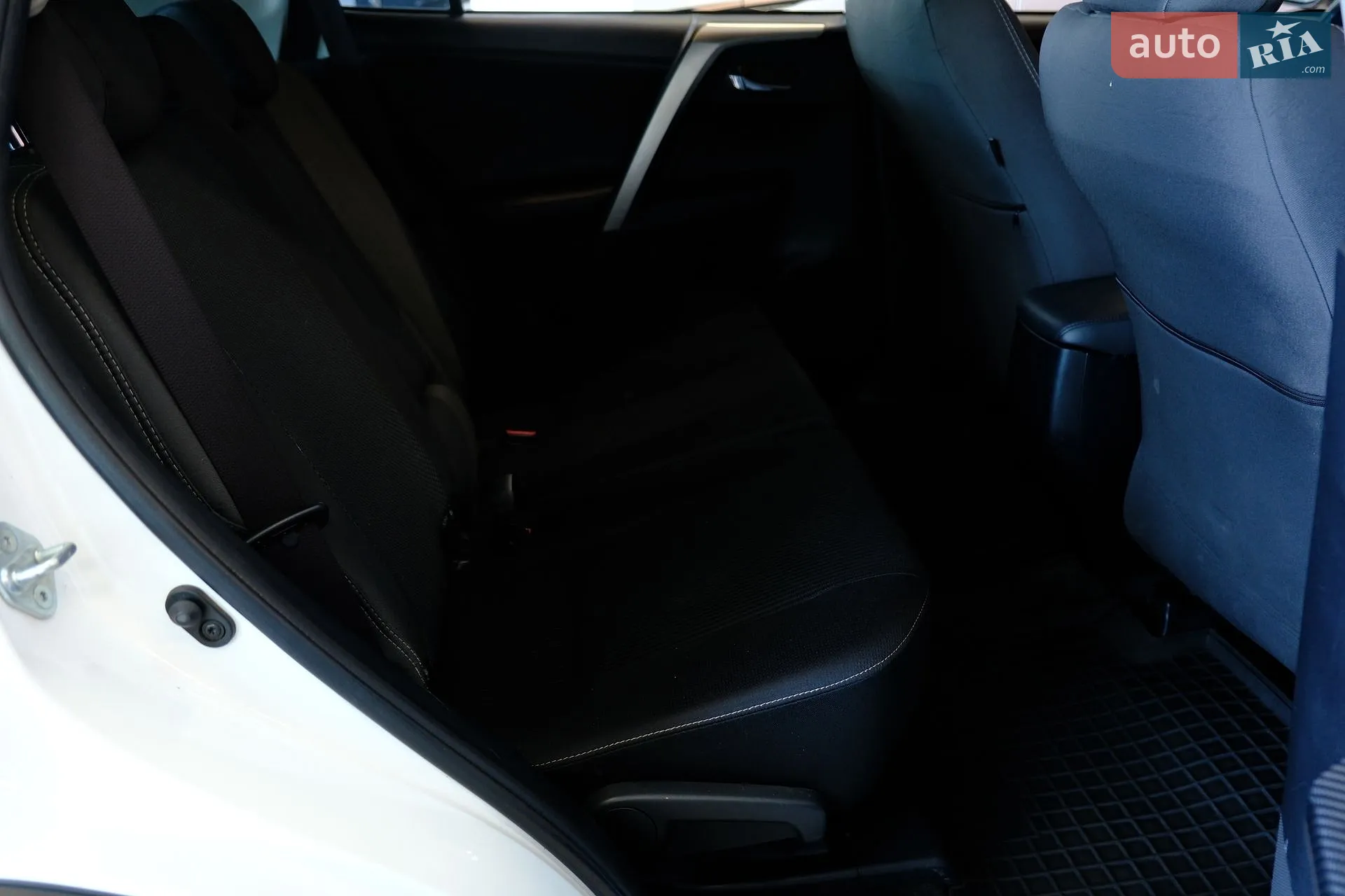2014 Toyota RAV 4 - мініатюра 30