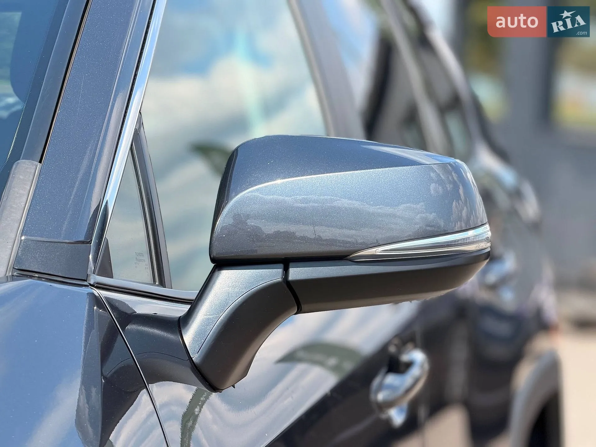 2019 Toyota RAV 4 - мініатюра 9
