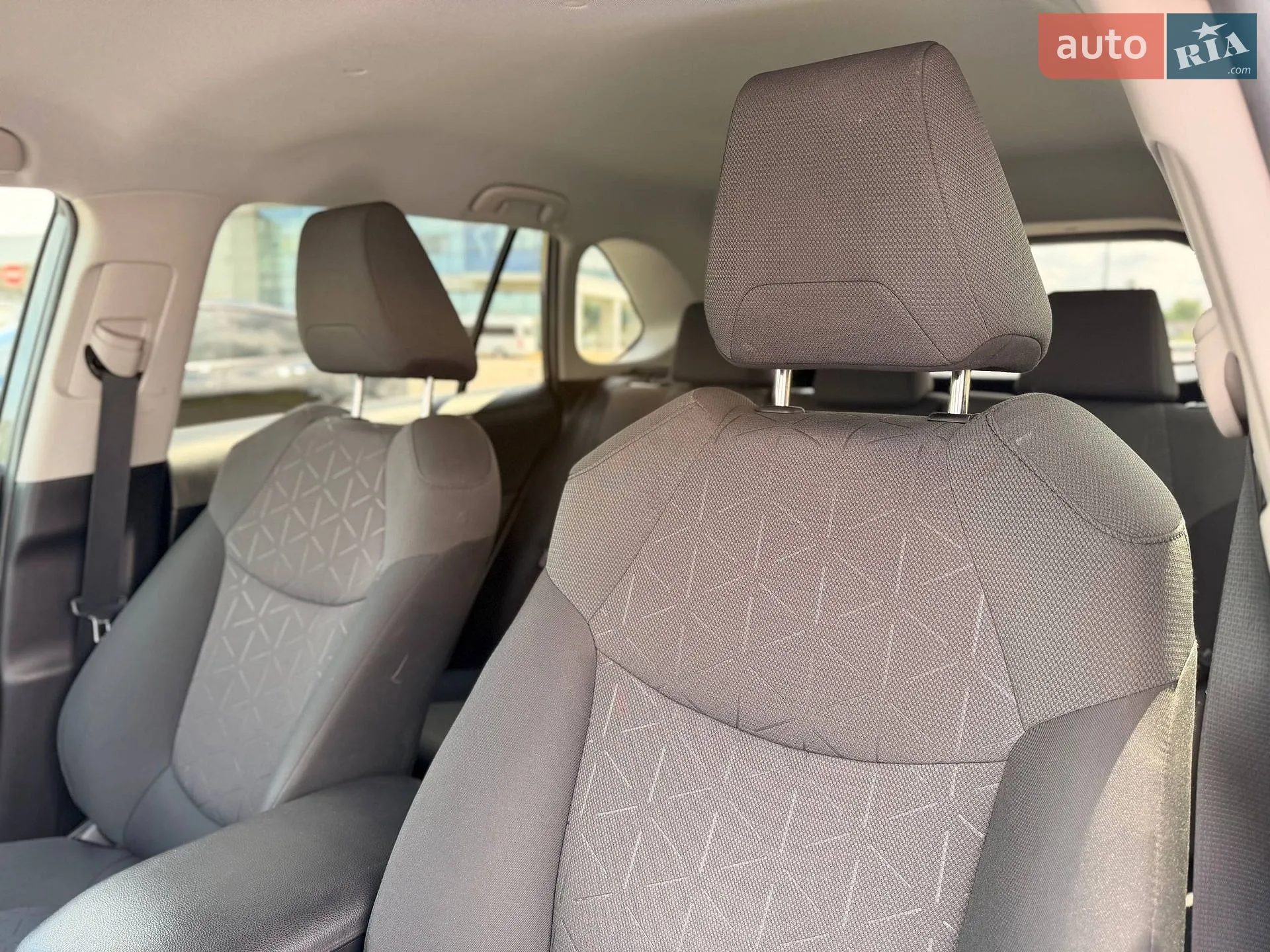 2019 Toyota RAV 4 - мініатюра 48