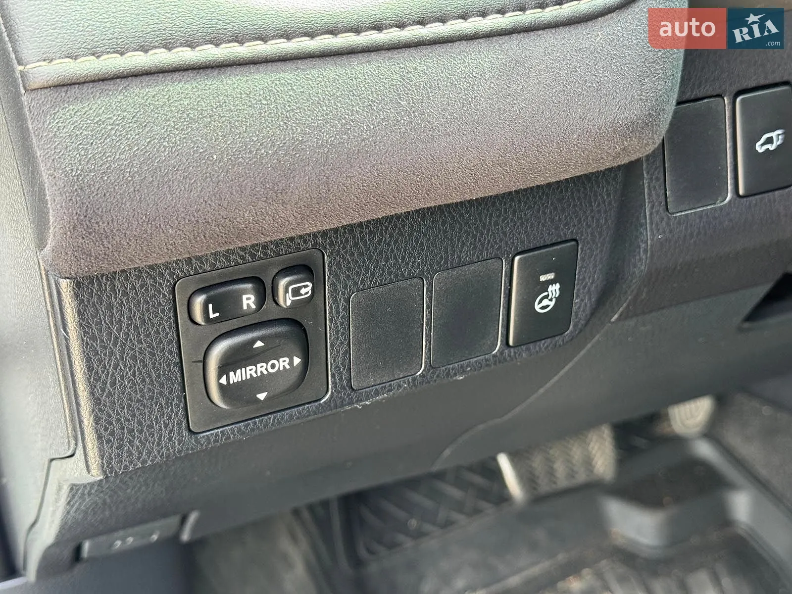 2016 Toyota RAV 4 - мініатюра 18