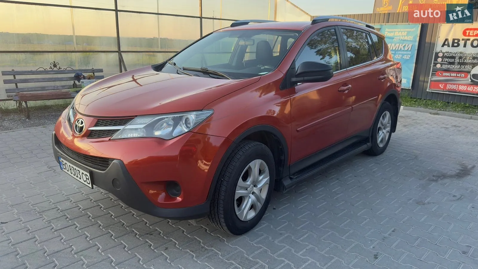 2015 Toyota RAV 4 - фото 1