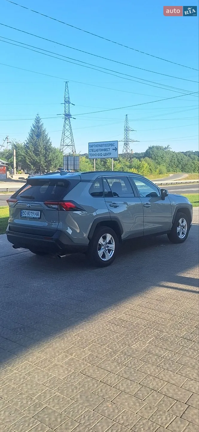 2019 Toyota RAV 4 - мініатюра 8