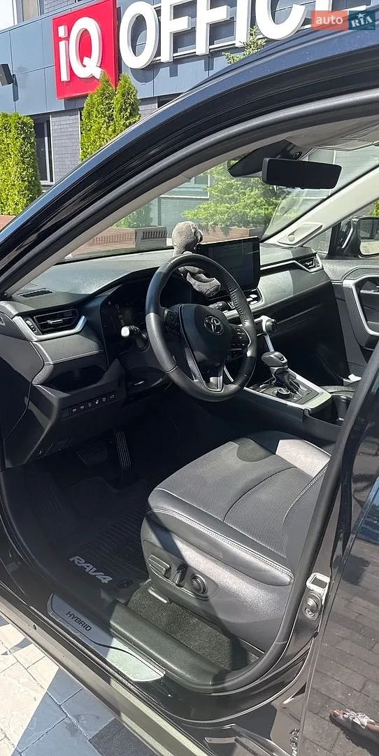2024 Toyota RAV 4 - мініатюра 4