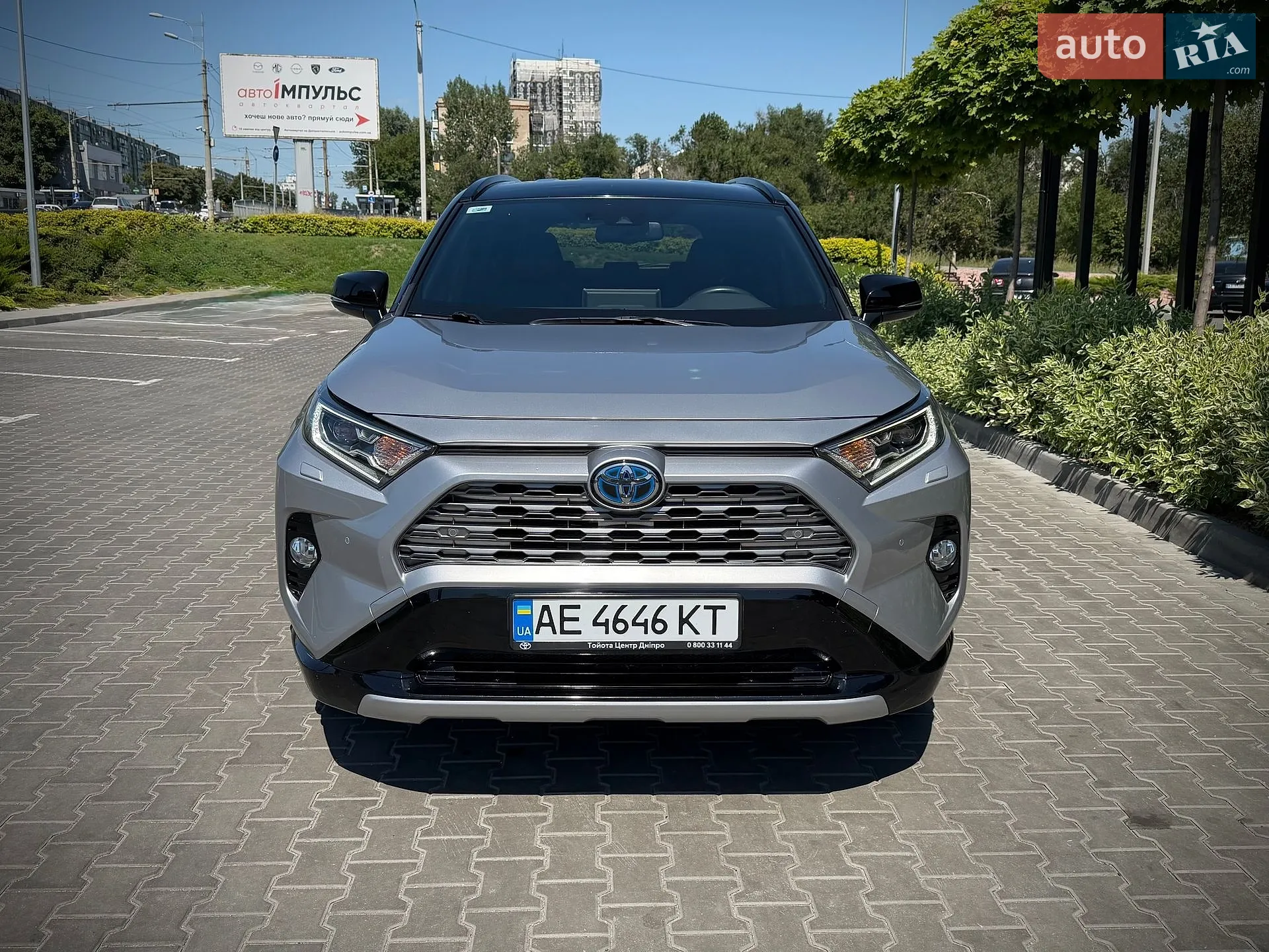 2020 Toyota RAV 4 - мініатюра 2