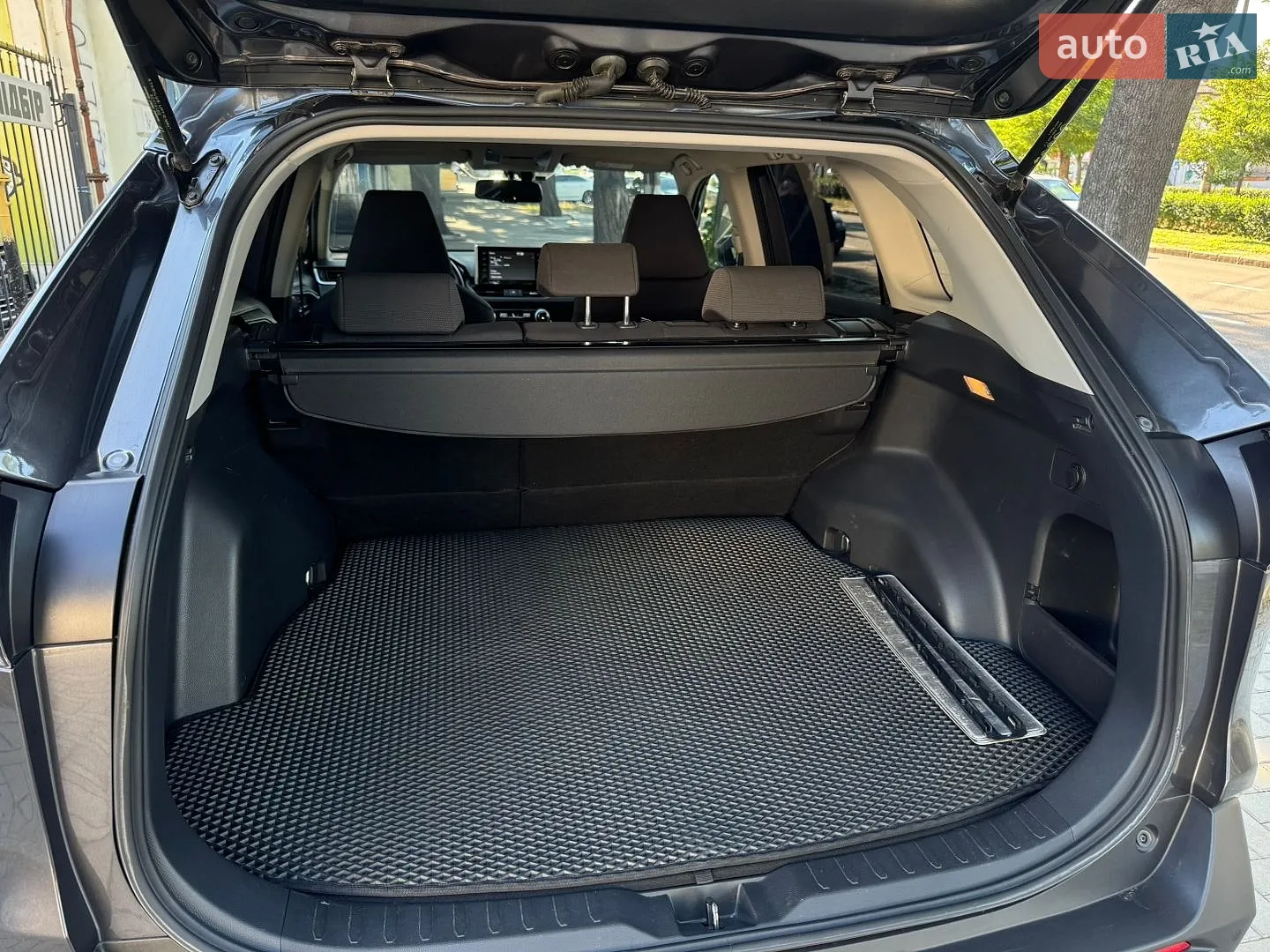 2019 Toyota RAV 4 - мініатюра 27