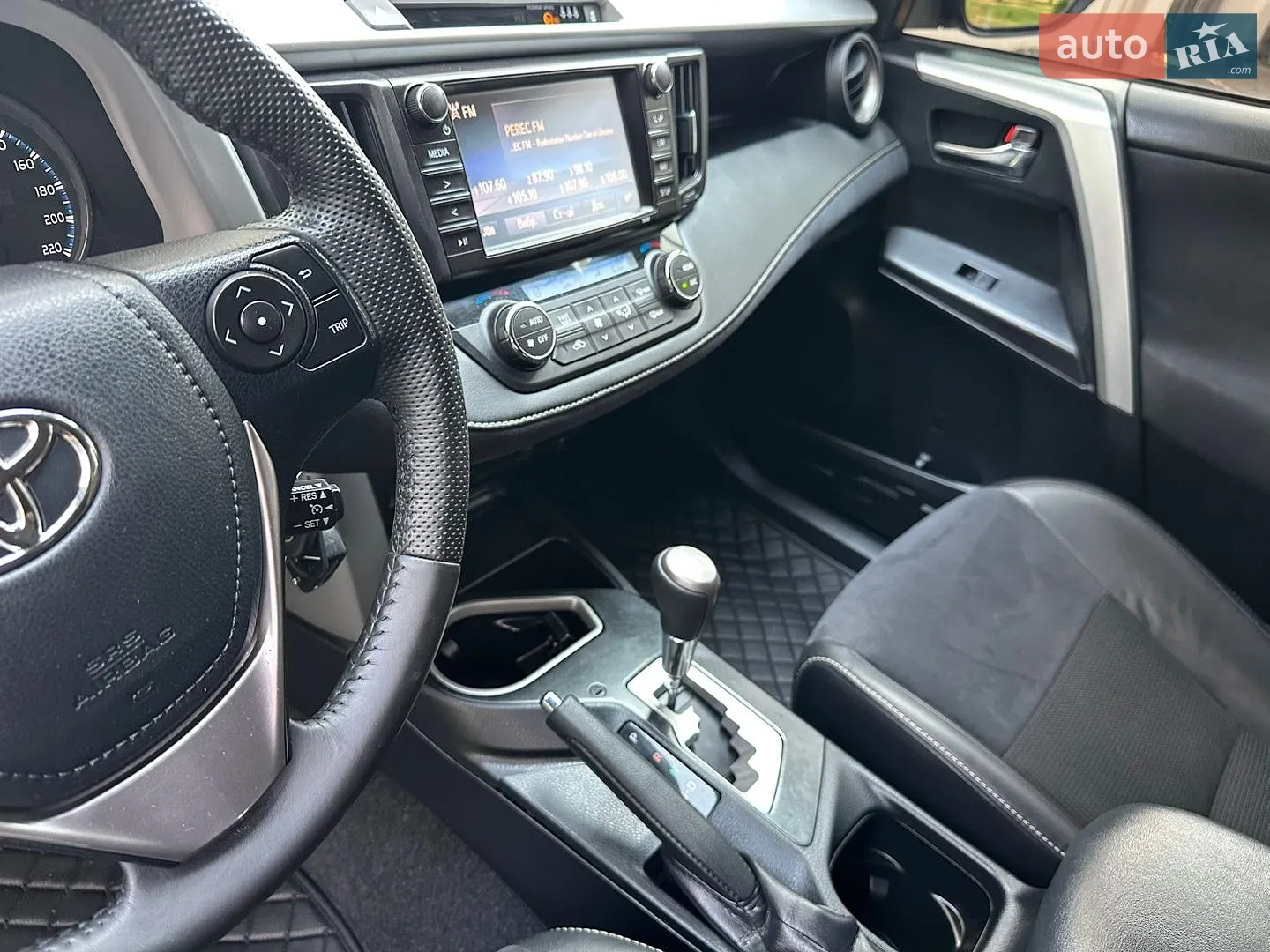 2016 Toyota RAV 4 - мініатюра 81