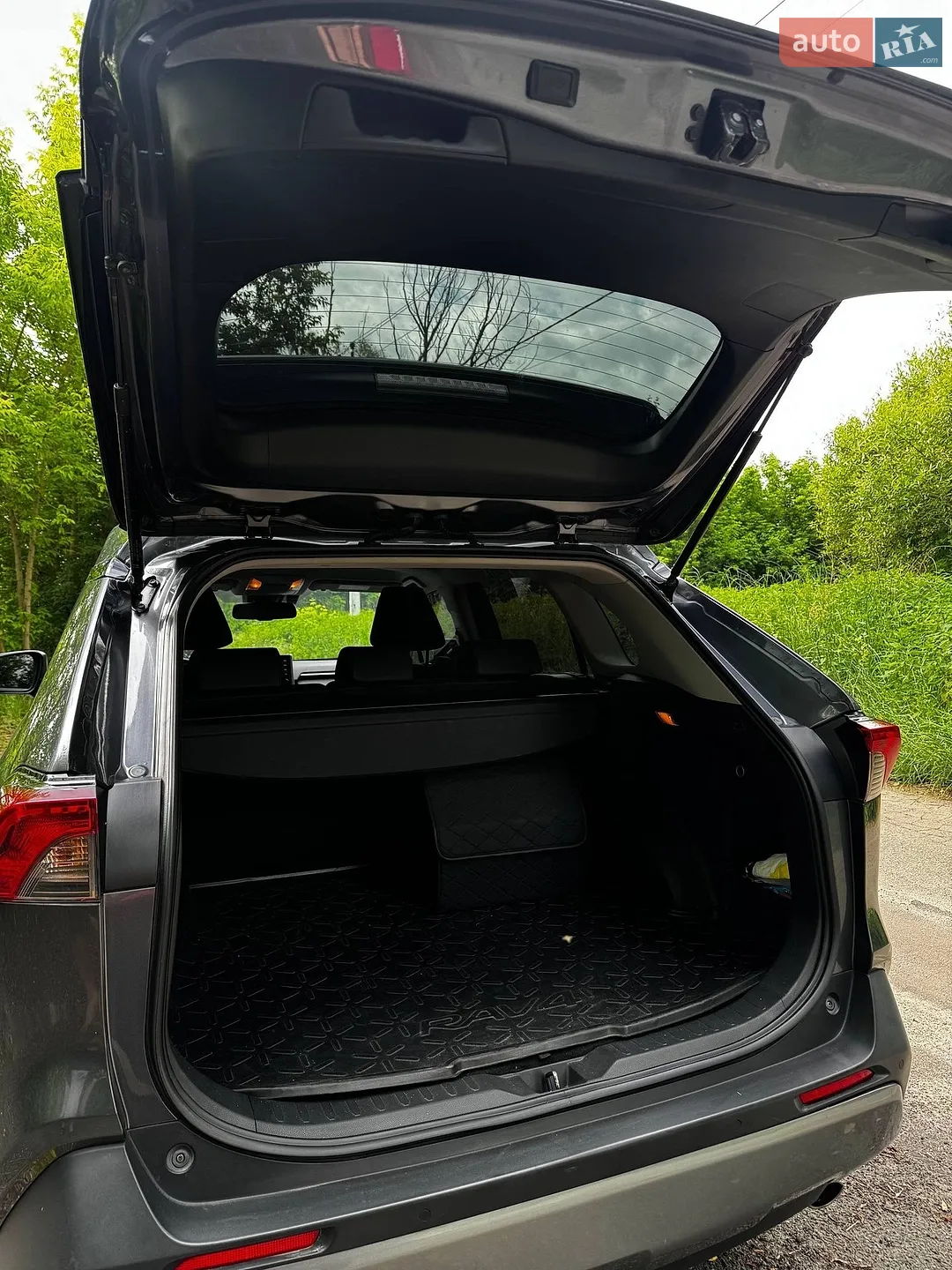 2021 Toyota RAV 4 - мініатюра 5