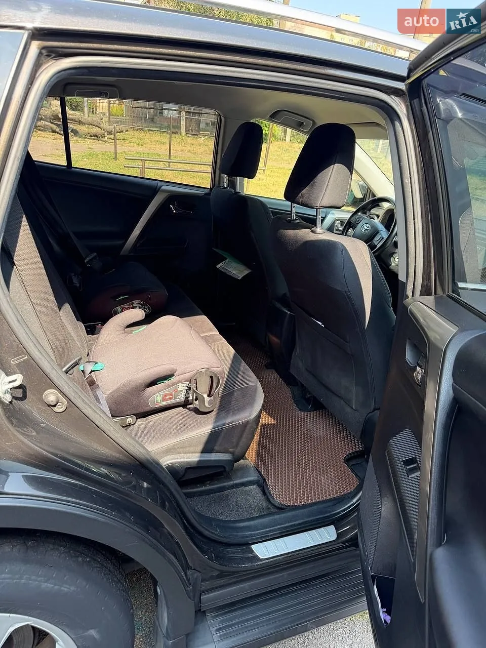 2014 Toyota RAV 4 - мініатюра 5