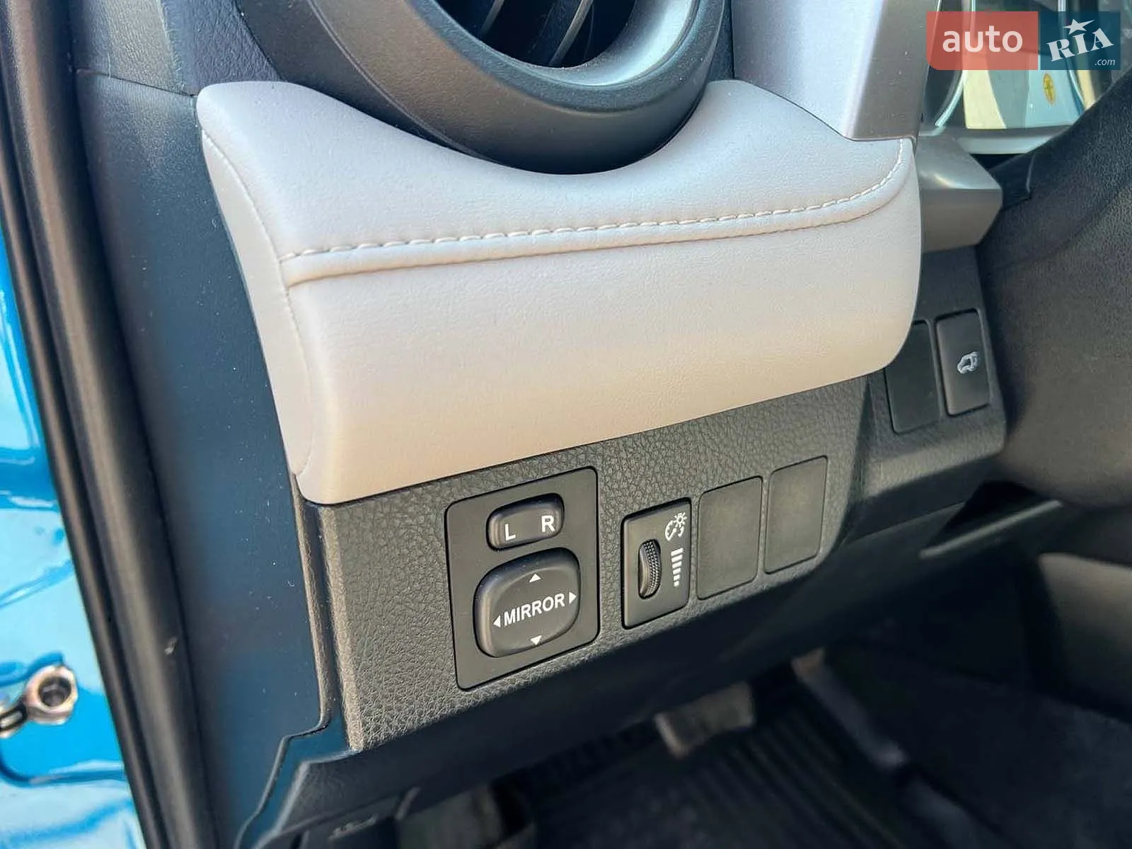 2016 Toyota RAV 4 - мініатюра 21