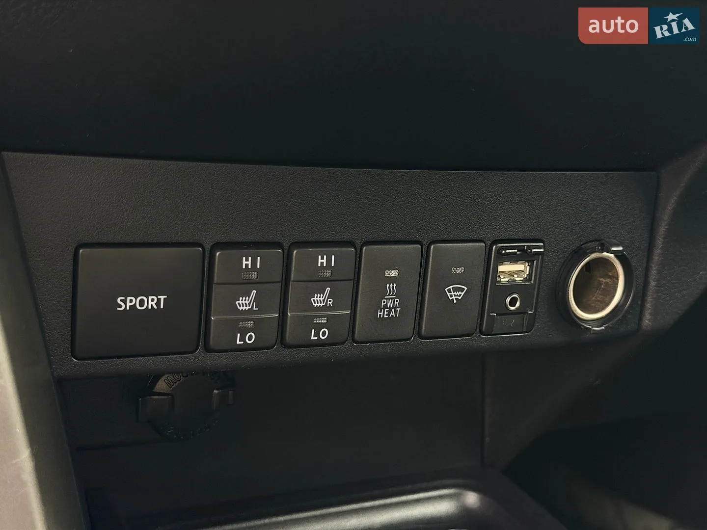 2016 Toyota RAV 4 - мініатюра 47