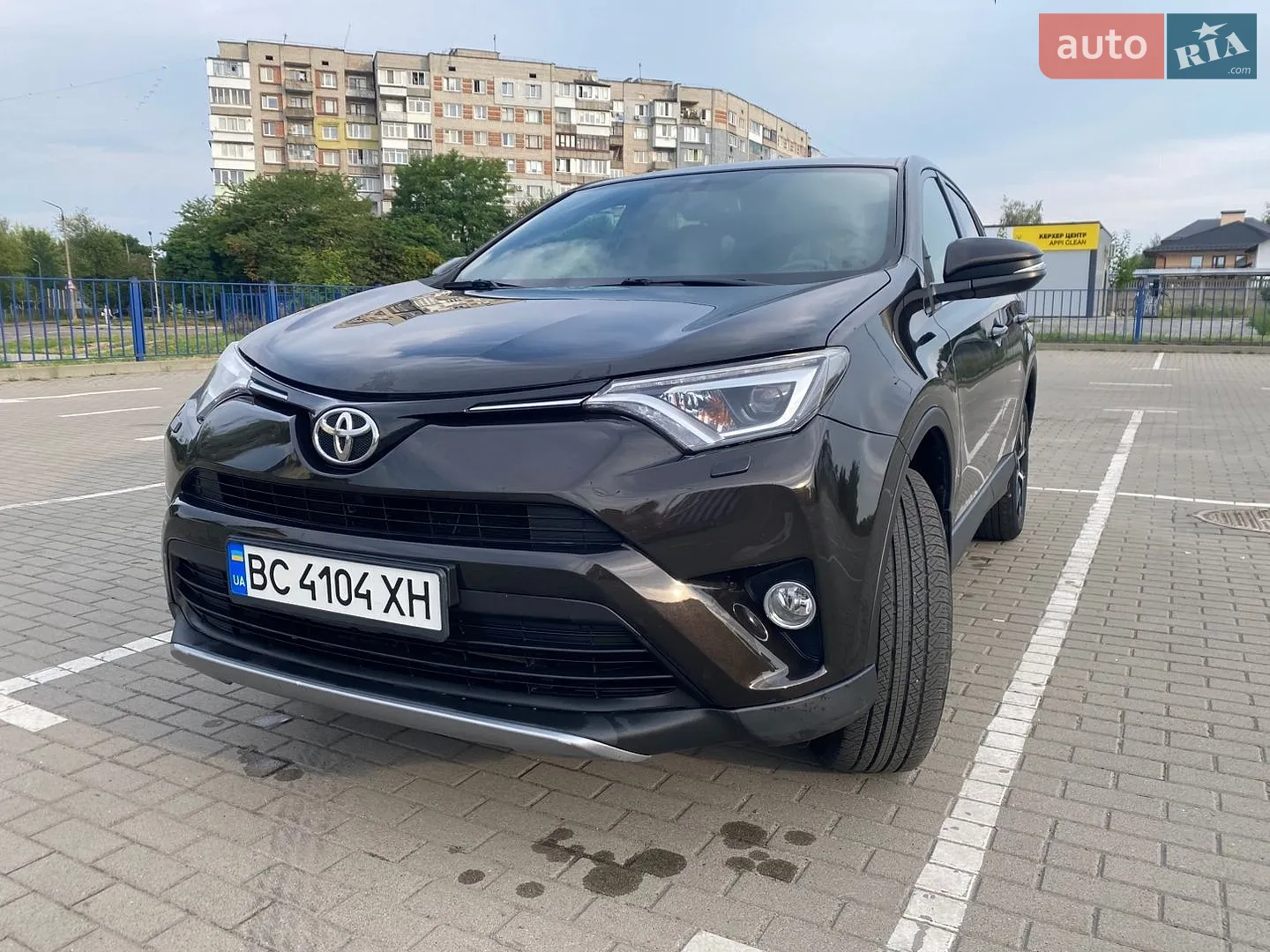 2017 Toyota RAV 4 - мініатюра 2