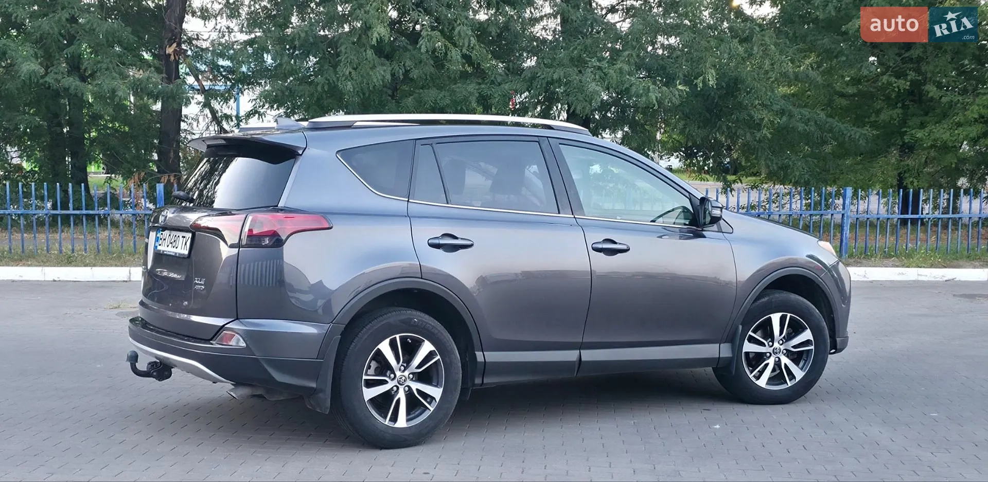 2016 Toyota RAV 4 - мініатюра 4