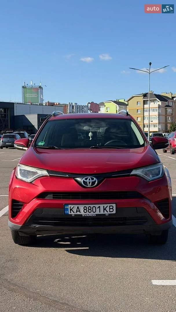 2016 Toyota RAV 4 - фото 1