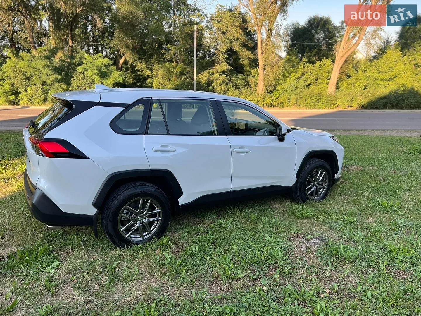 2023 Toyota RAV 4 - мініатюра 7