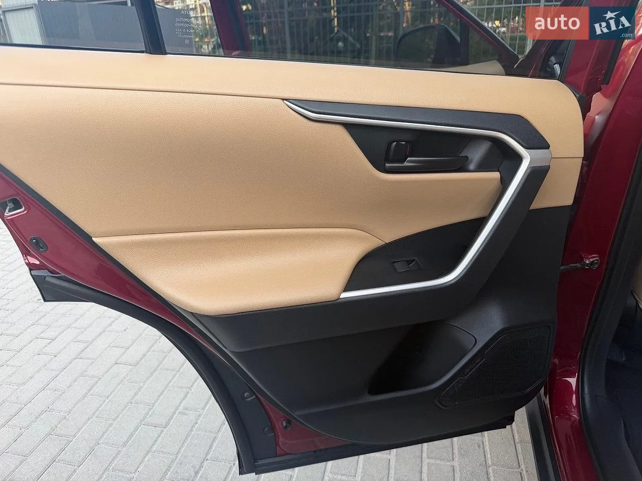 2020 Toyota RAV 4 - мініатюра 13