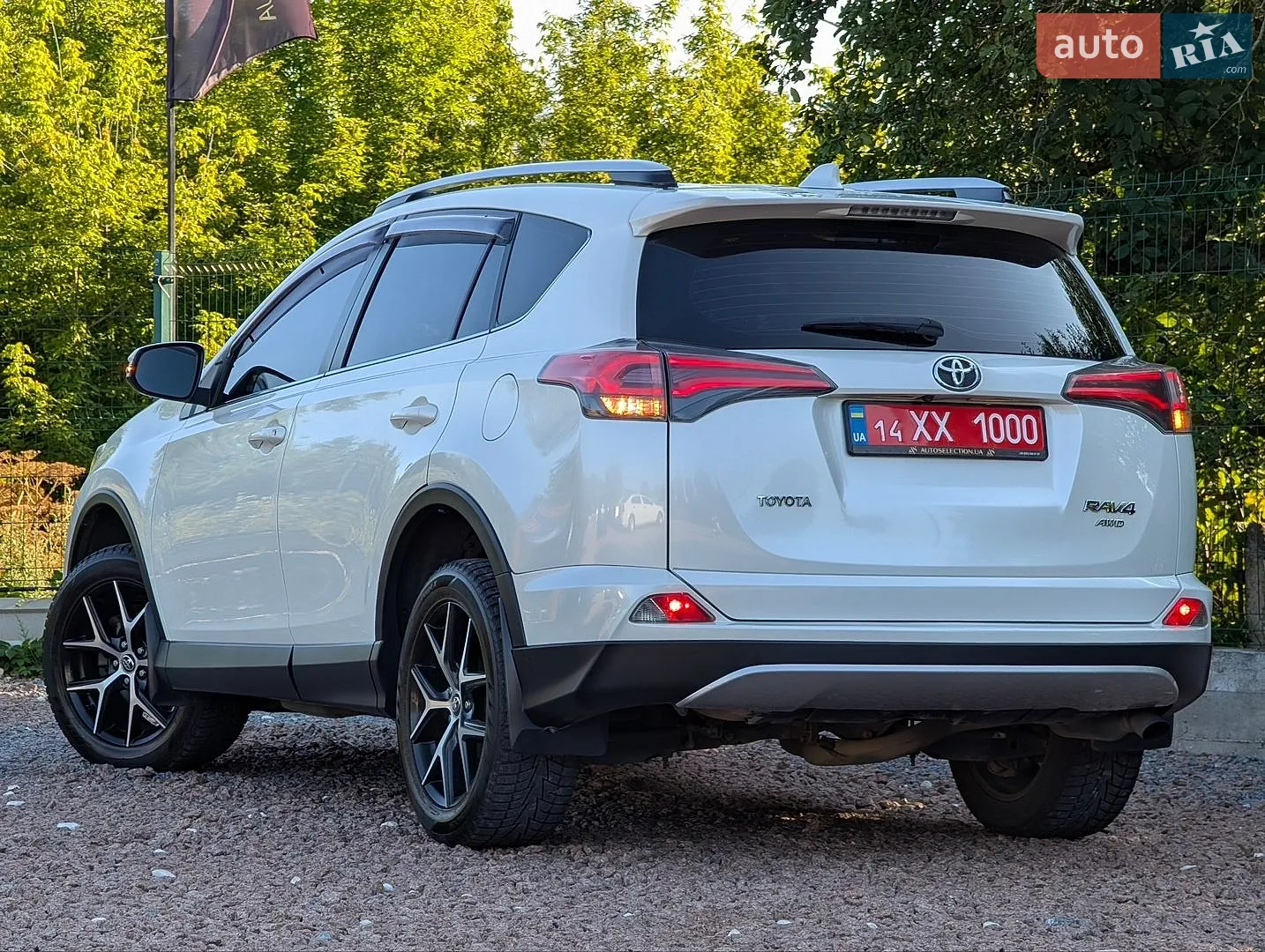 2017 Toyota RAV 4 - мініатюра 23