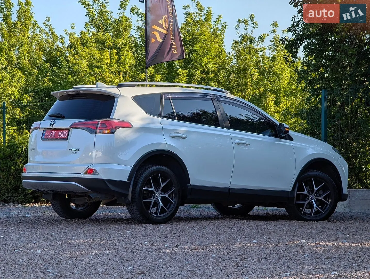 2017 Toyota RAV 4 - мініатюра 14