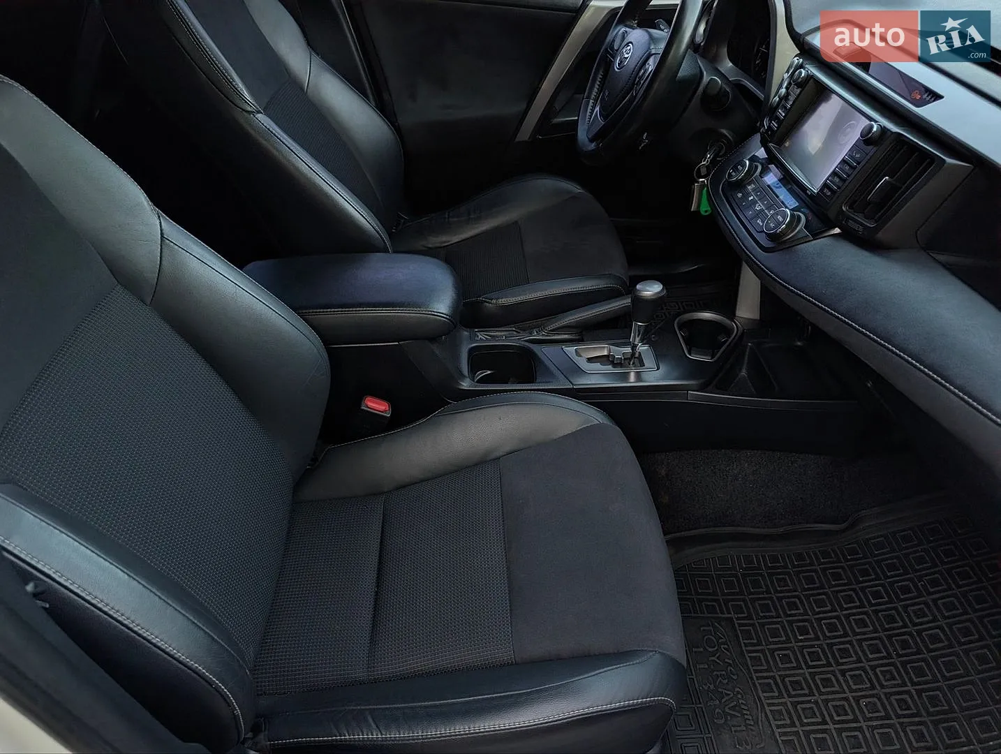 2017 Toyota RAV 4 - мініатюра 33