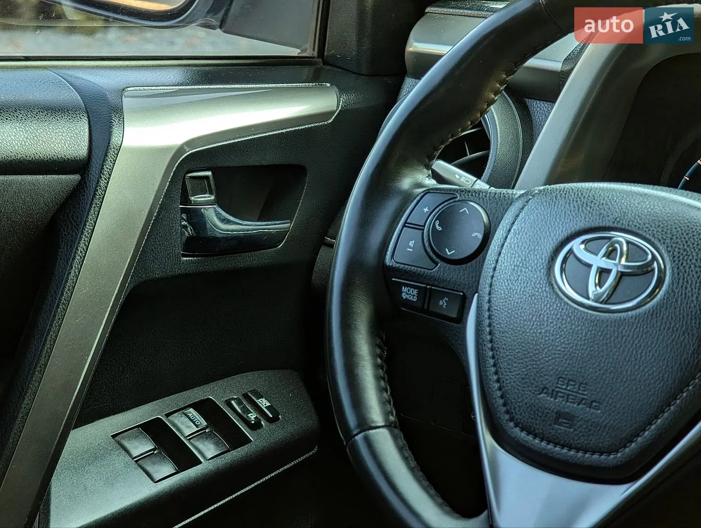 2017 Toyota RAV 4 - мініатюра 35