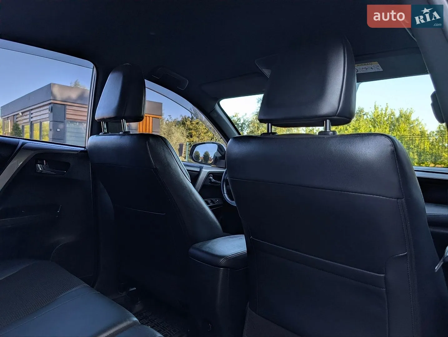 2017 Toyota RAV 4 - мініатюра 43