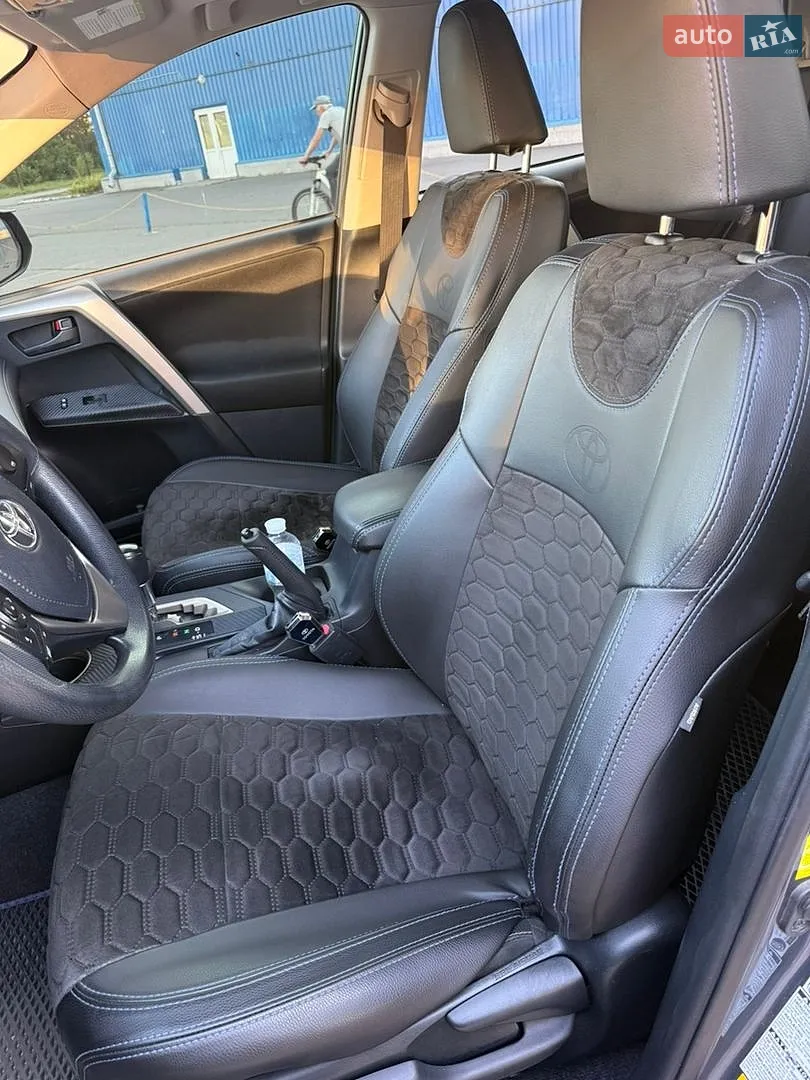 2013 Toyota RAV 4 - мініатюра 12