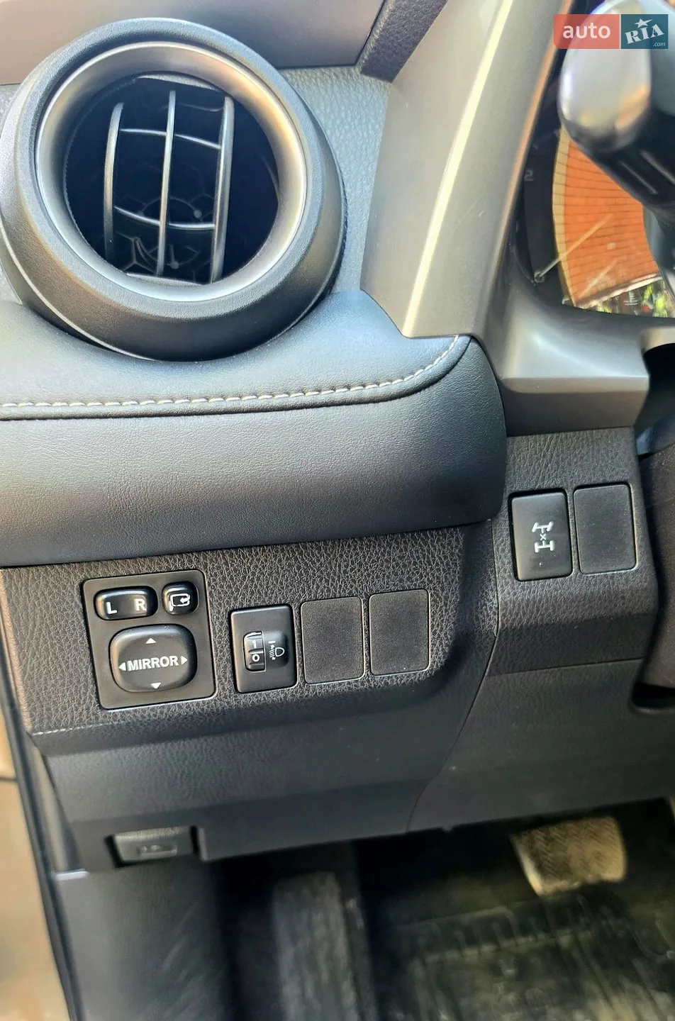 2016 Toyota RAV 4 - мініатюра 23