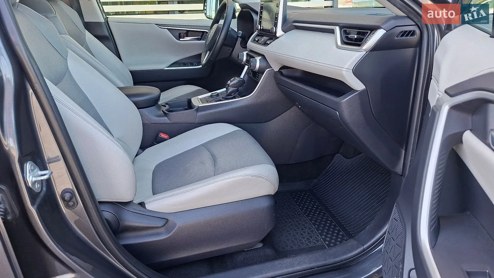 2019 Toyota RAV 4 - мініатюра 10