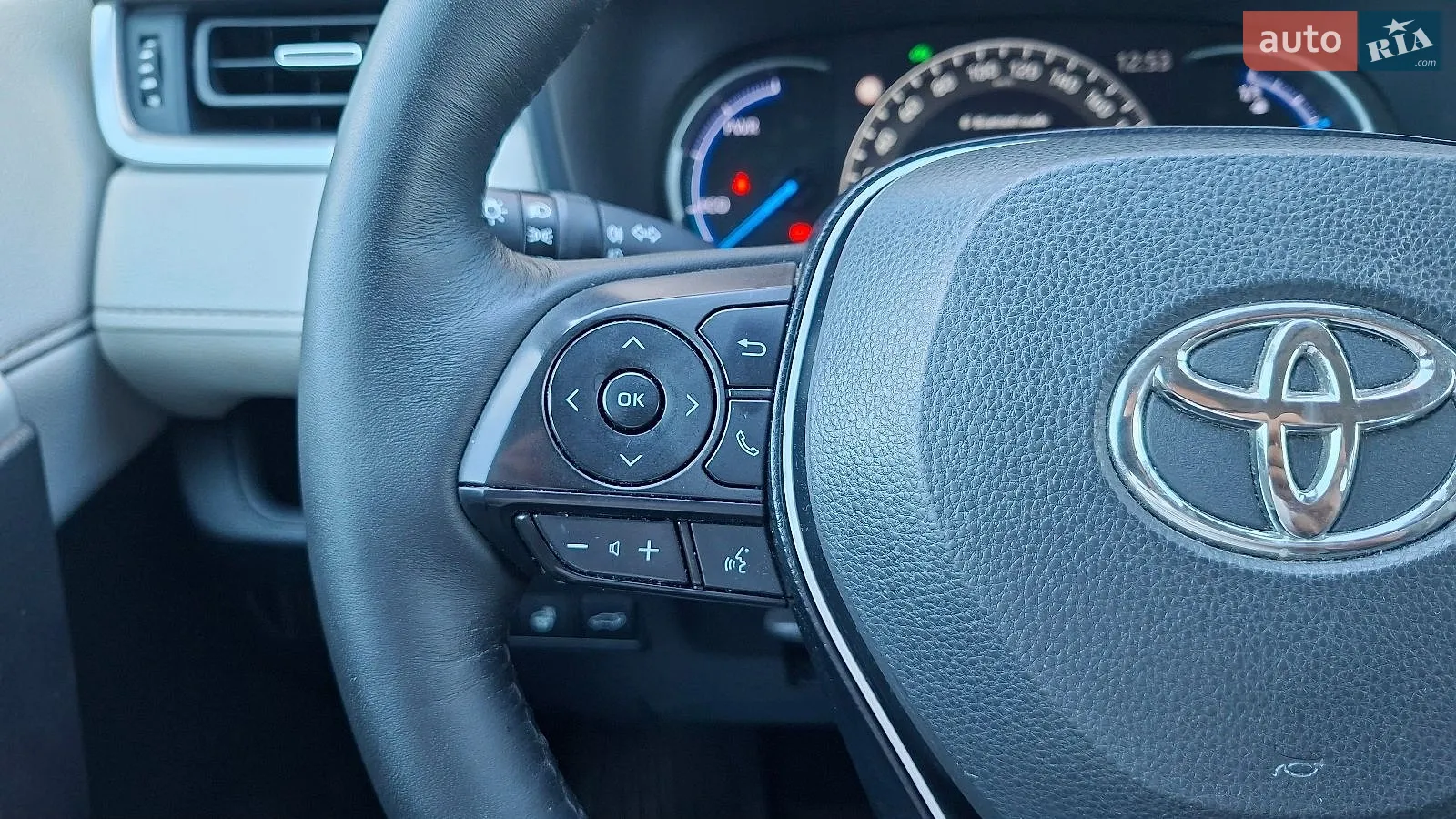 2019 Toyota RAV 4 - мініатюра 17