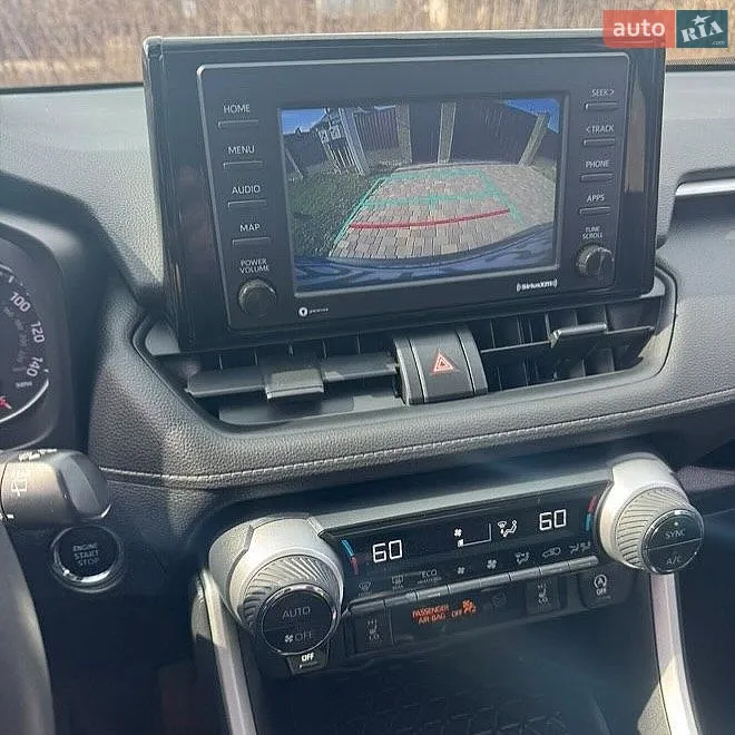 2020 Toyota RAV 4 - мініатюра 11