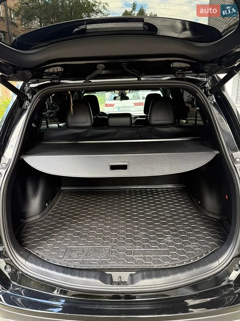 2017 Toyota RAV 4 - мініатюра 6