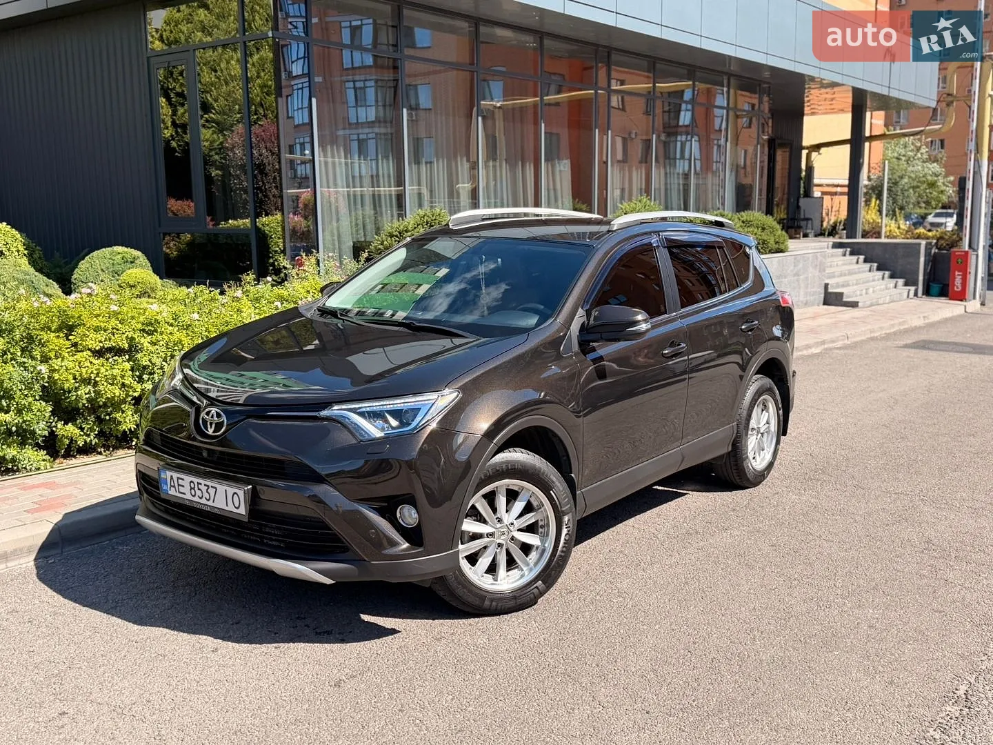 2016 Toyota RAV 4 - мініатюра 2