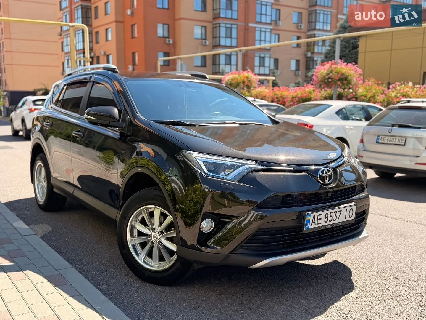 2016 Toyota RAV 4 - мініатюра 9