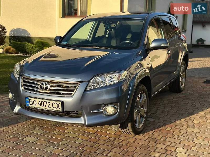 Toyota RAV4 2010
