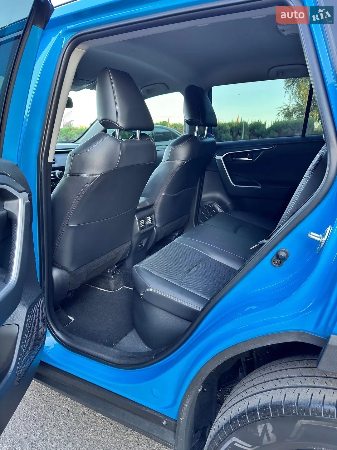 2019 Toyota RAV 4 - мініатюра 25