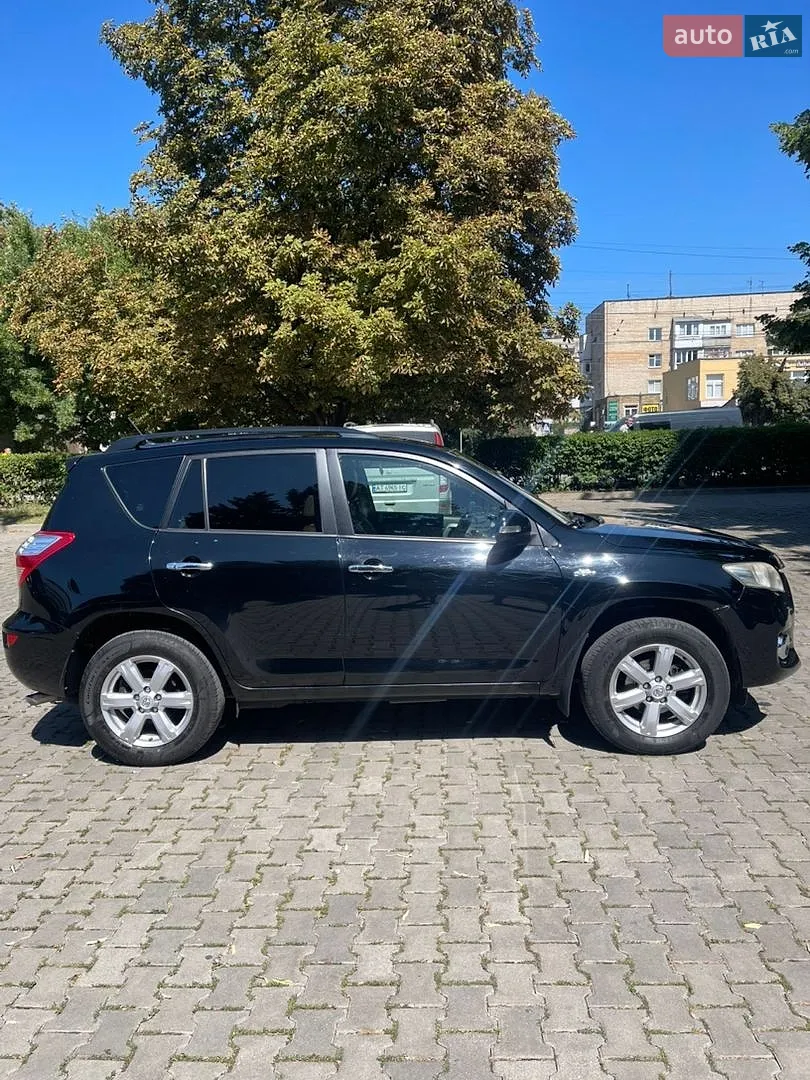 2010 Toyota RAV 4 - мініатюра 4