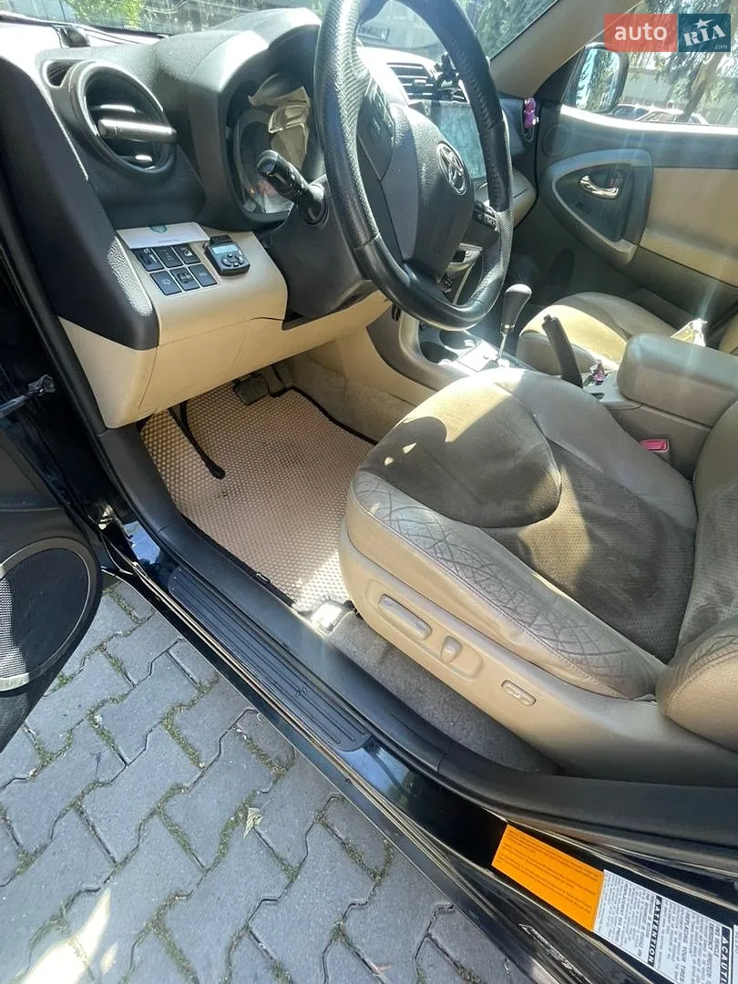 2010 Toyota RAV 4 - мініатюра 21