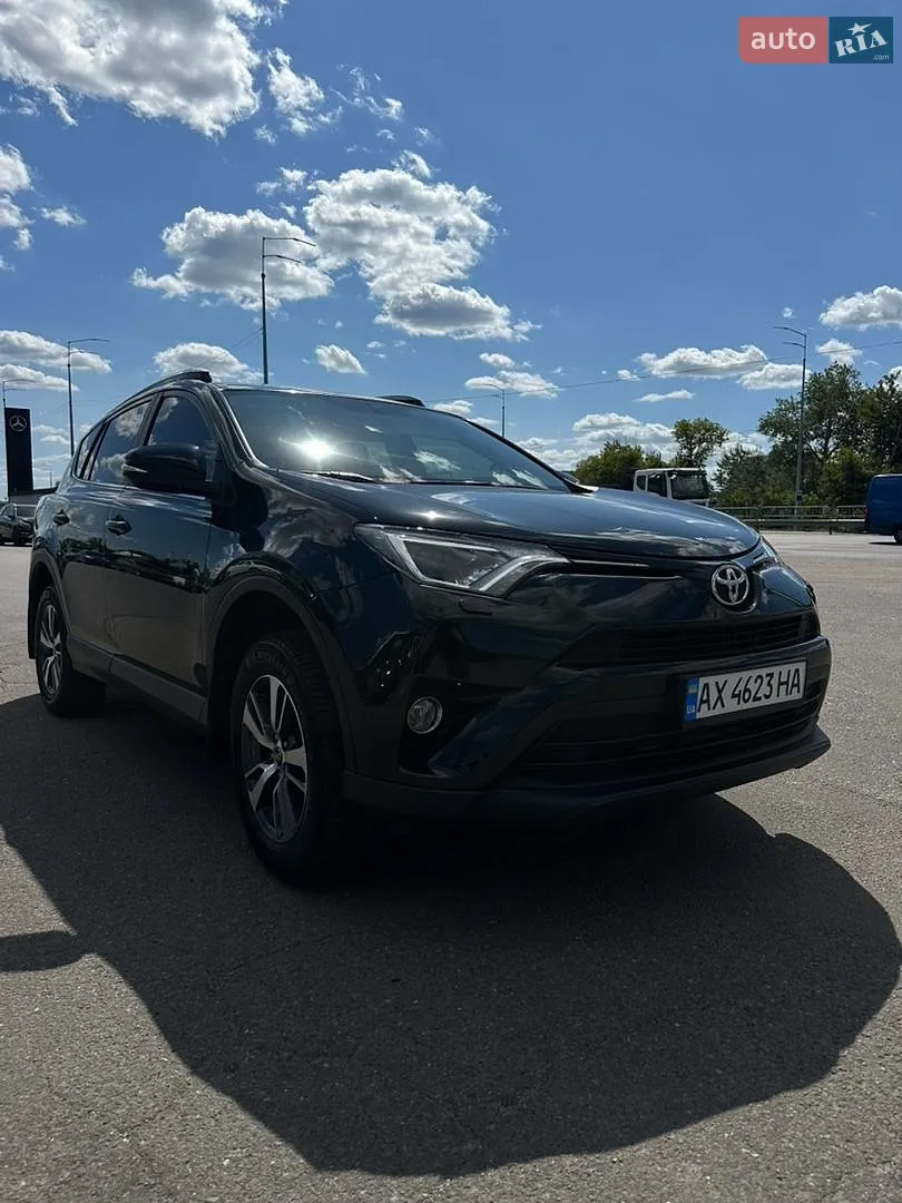 2017 Toyota RAV 4 - мініатюра 5