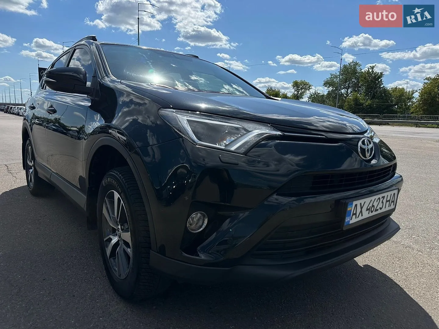 2017 Toyota RAV 4 - мініатюра 3