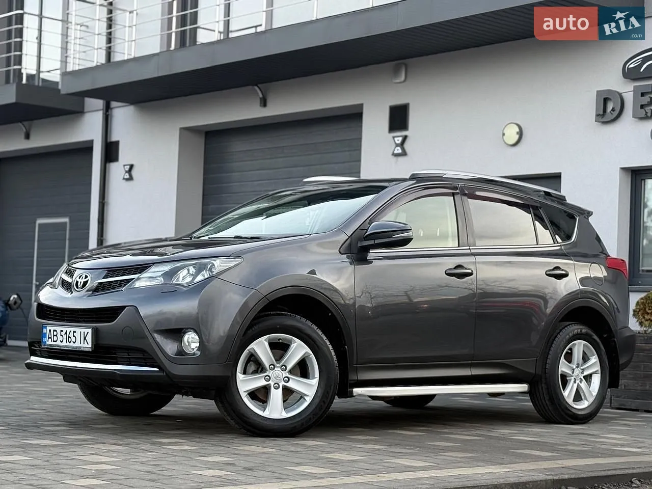 2013 Toyota RAV 4 - мініатюра 2
