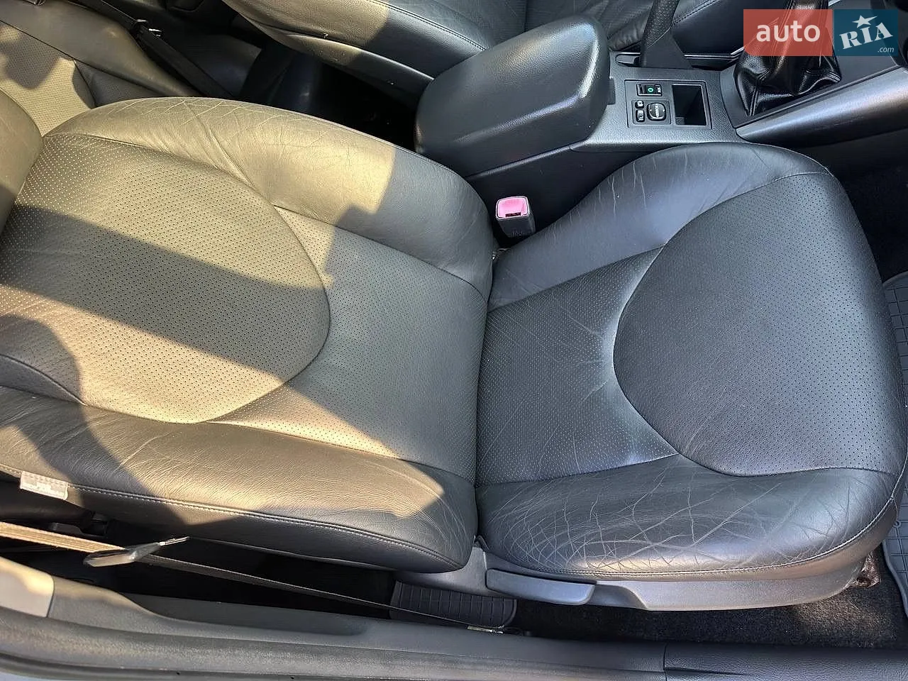 2010 Toyota RAV 4 - мініатюра 42