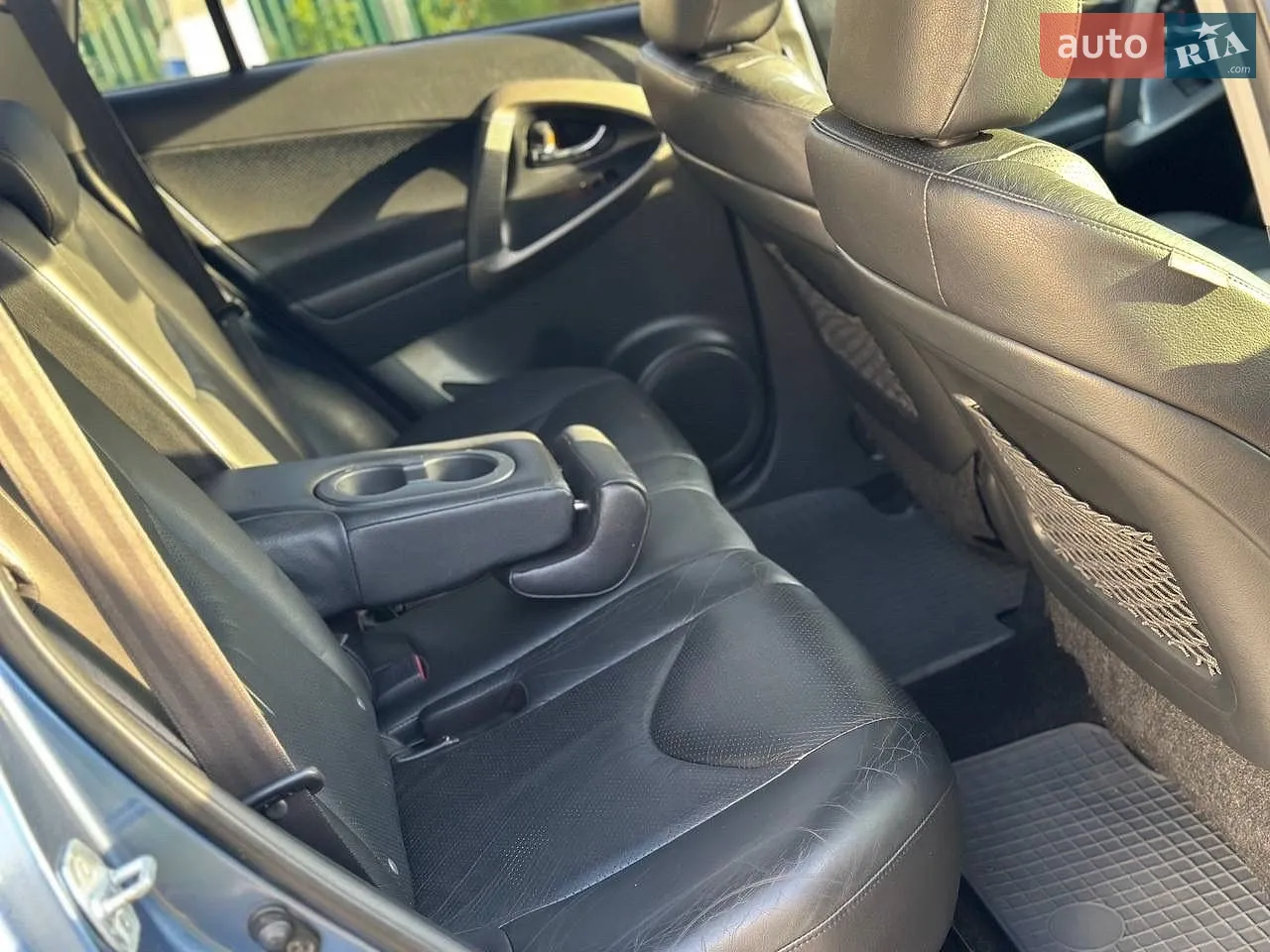 2010 Toyota RAV 4 - мініатюра 29